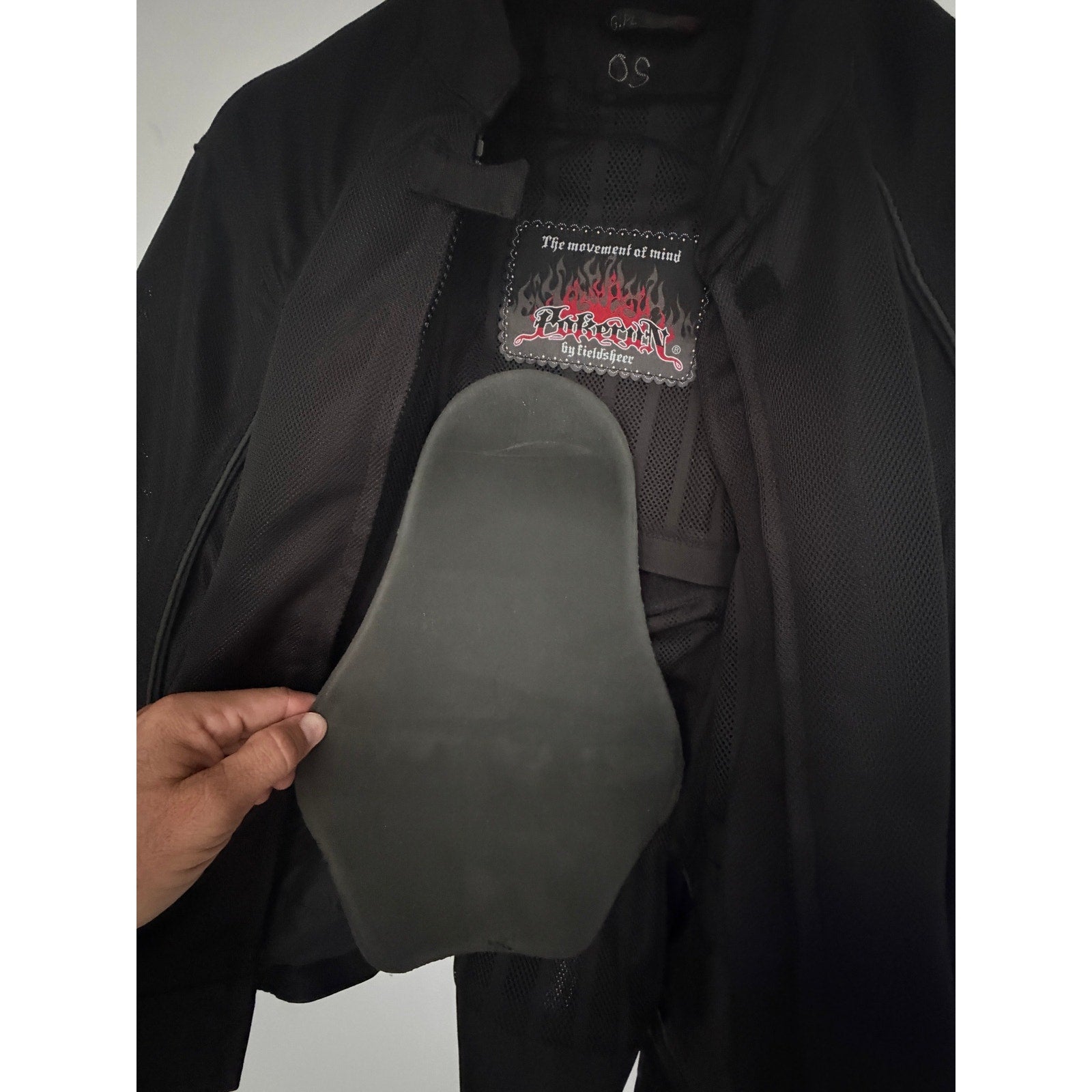 Pokerun Wild Annie Mens L Motorcycle Jacket Black Mesh CE Armor Riding Carbolex