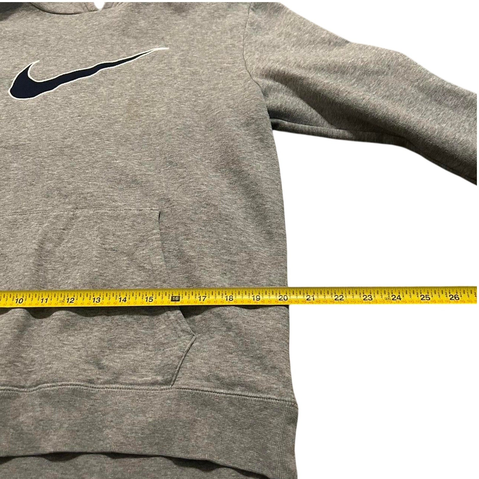 Nike Gray Hoodies & Sweatshirts Very nice 2000s nike hoodie XL