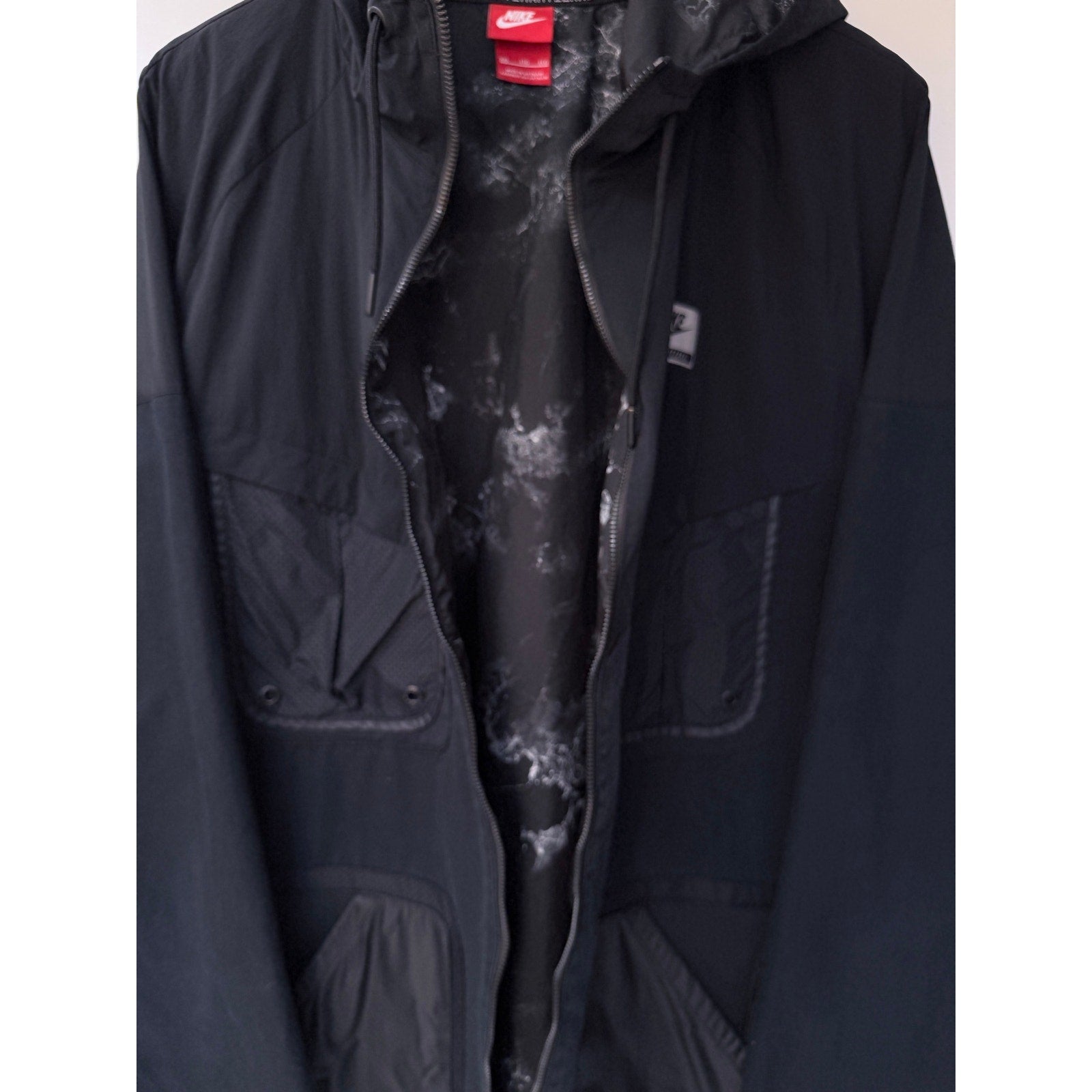 Nike International Windbreaker Jacket Mens XXL Black Full Zip Hooded Lightweight