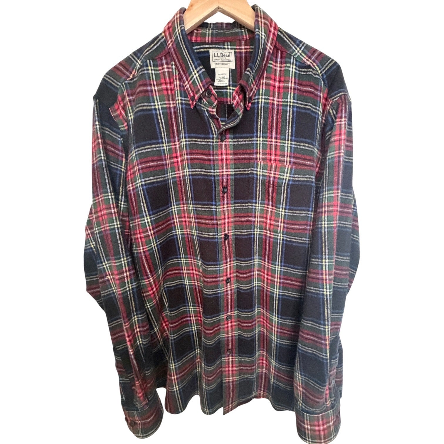 L.L.Bean Traditional Fit Plaid Button Down Shirt Mens XL Red Blue