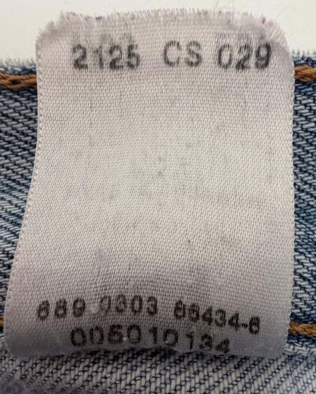 Levi's Men's Light Blue 501 Original Fit Jeans — view 9