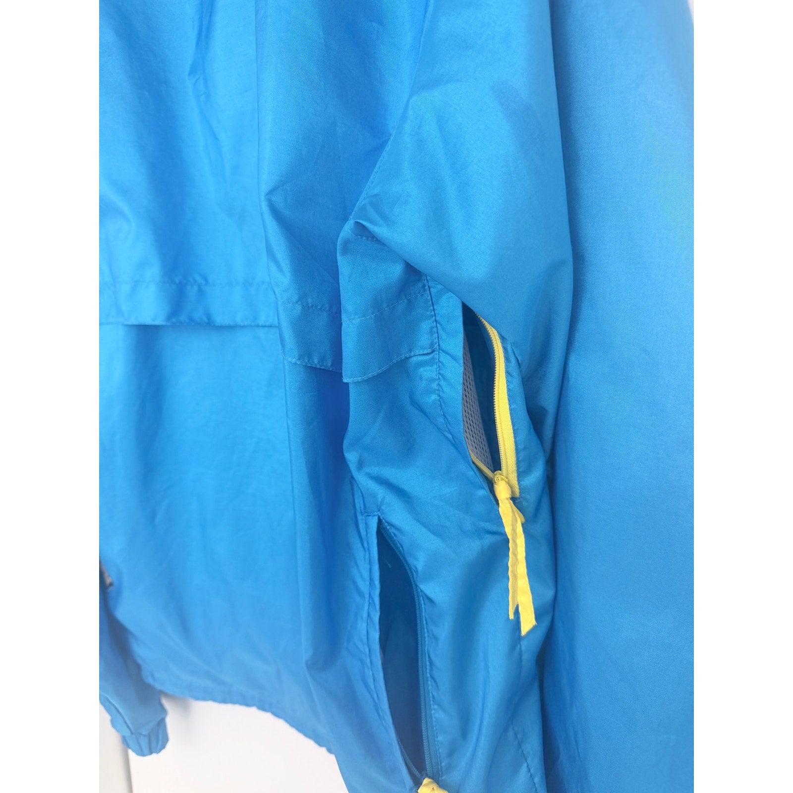 Descente Windbreaker Jacket Mens Large Blue Yellow Lightweight Full Zip