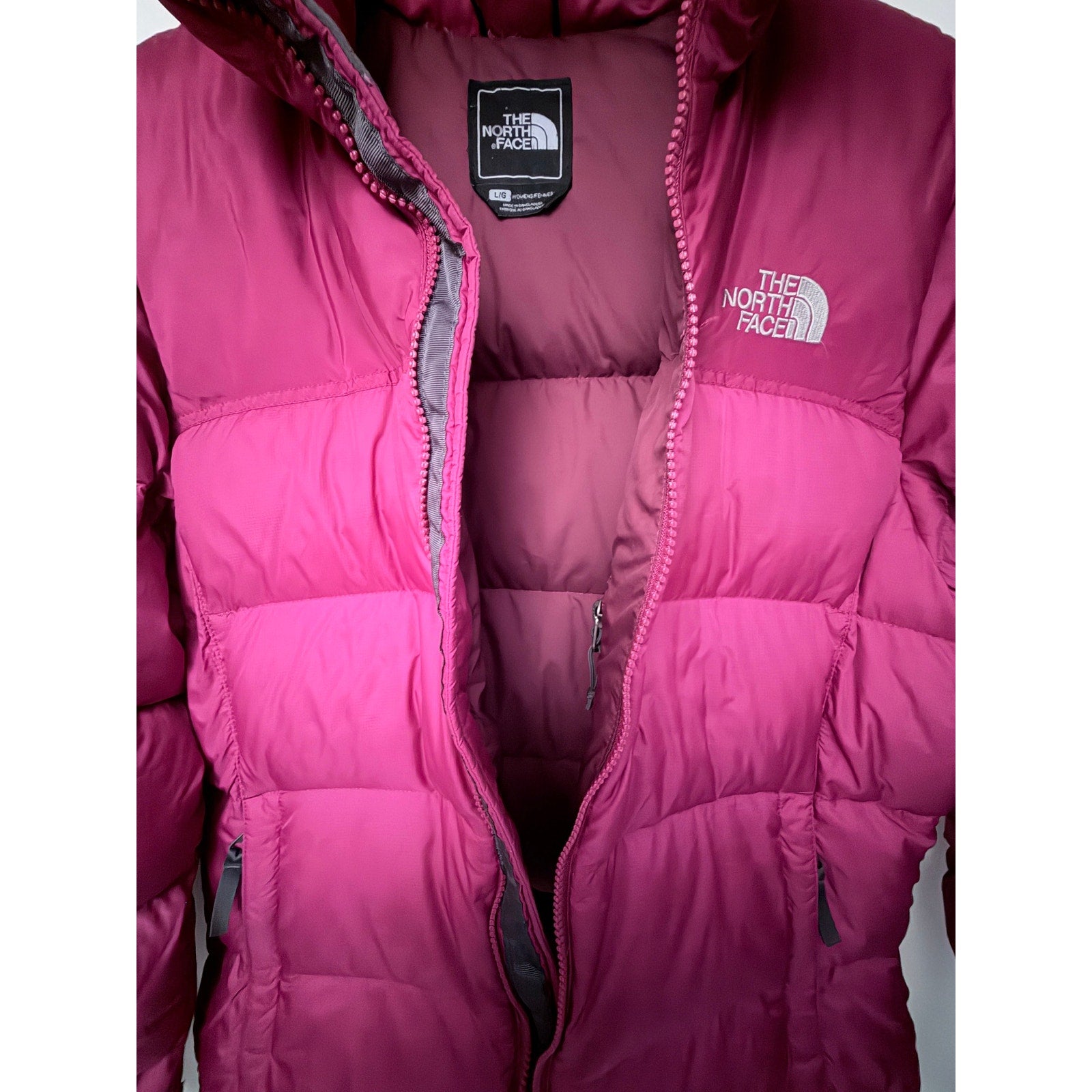 The North Face Women's Nuptse 700 Down Puffer Jacket Burgundy Large