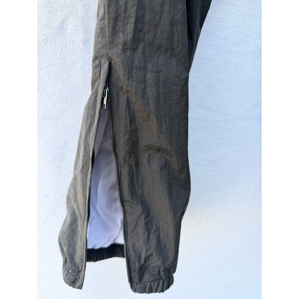 Nike Windbreaker Pants Boys M (8-10) Black