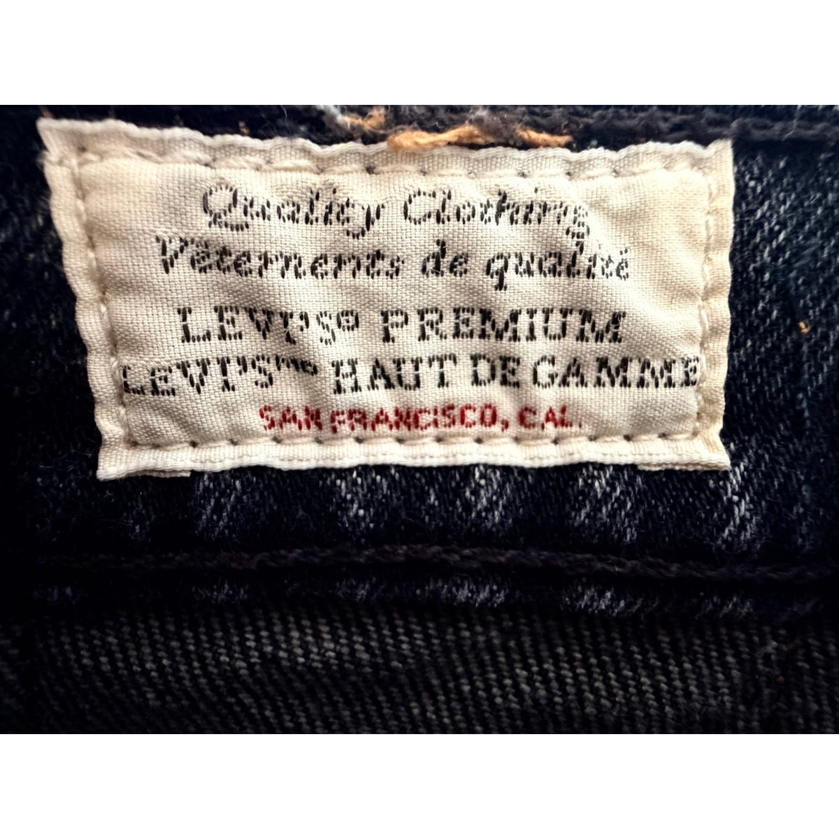 Levi's Wedgie Straight High-Rise Jeans Women's 27 Washed Black detail image 6